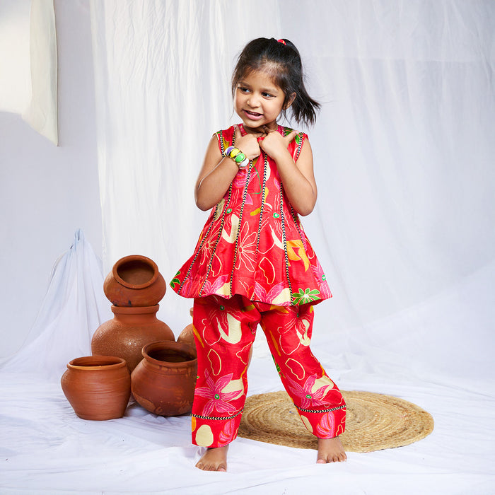Printed Sleeveless Kurti with Pants
