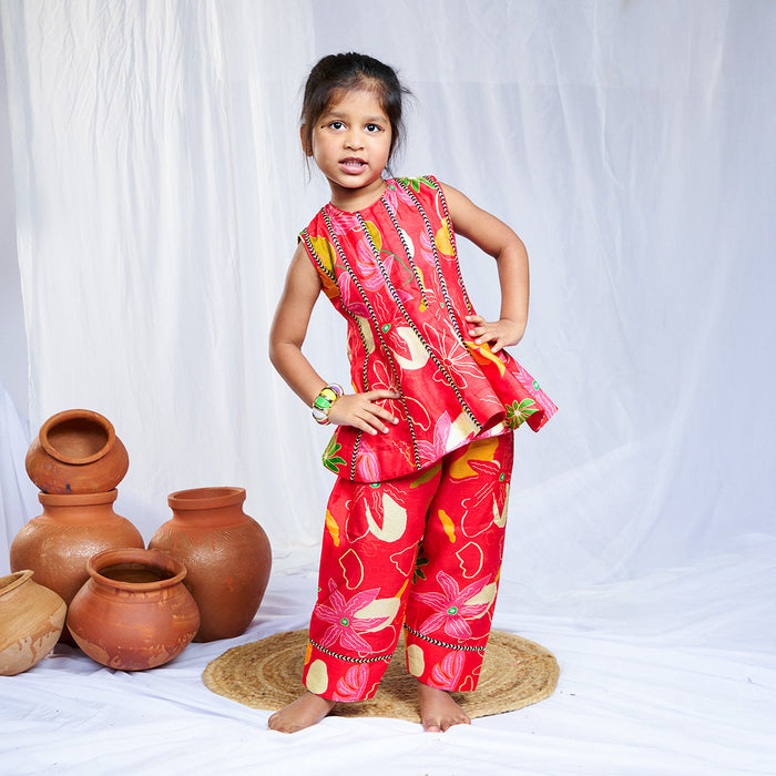 Printed Sleeveless Kurti with Pants