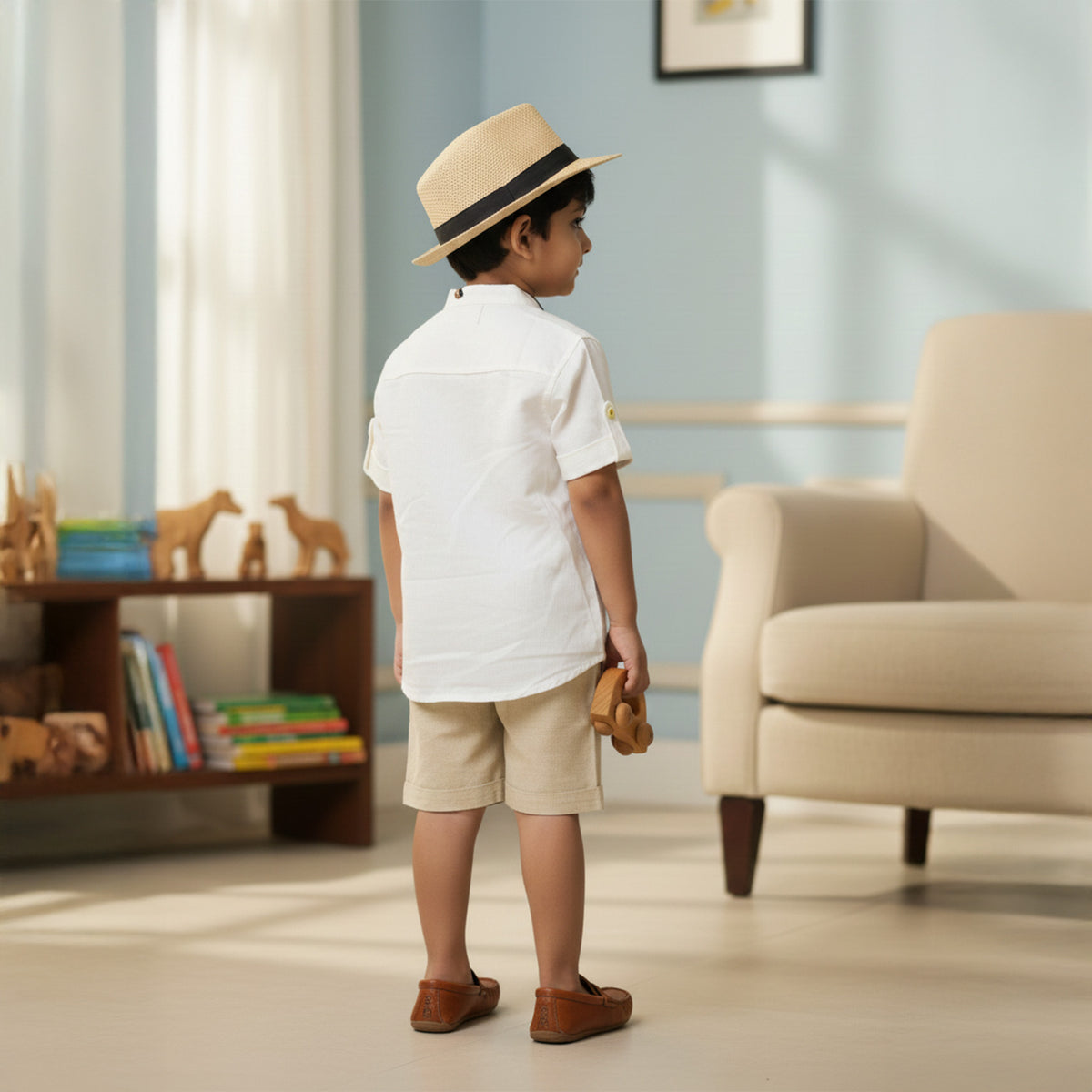 White Shirt With Animal Embroidery