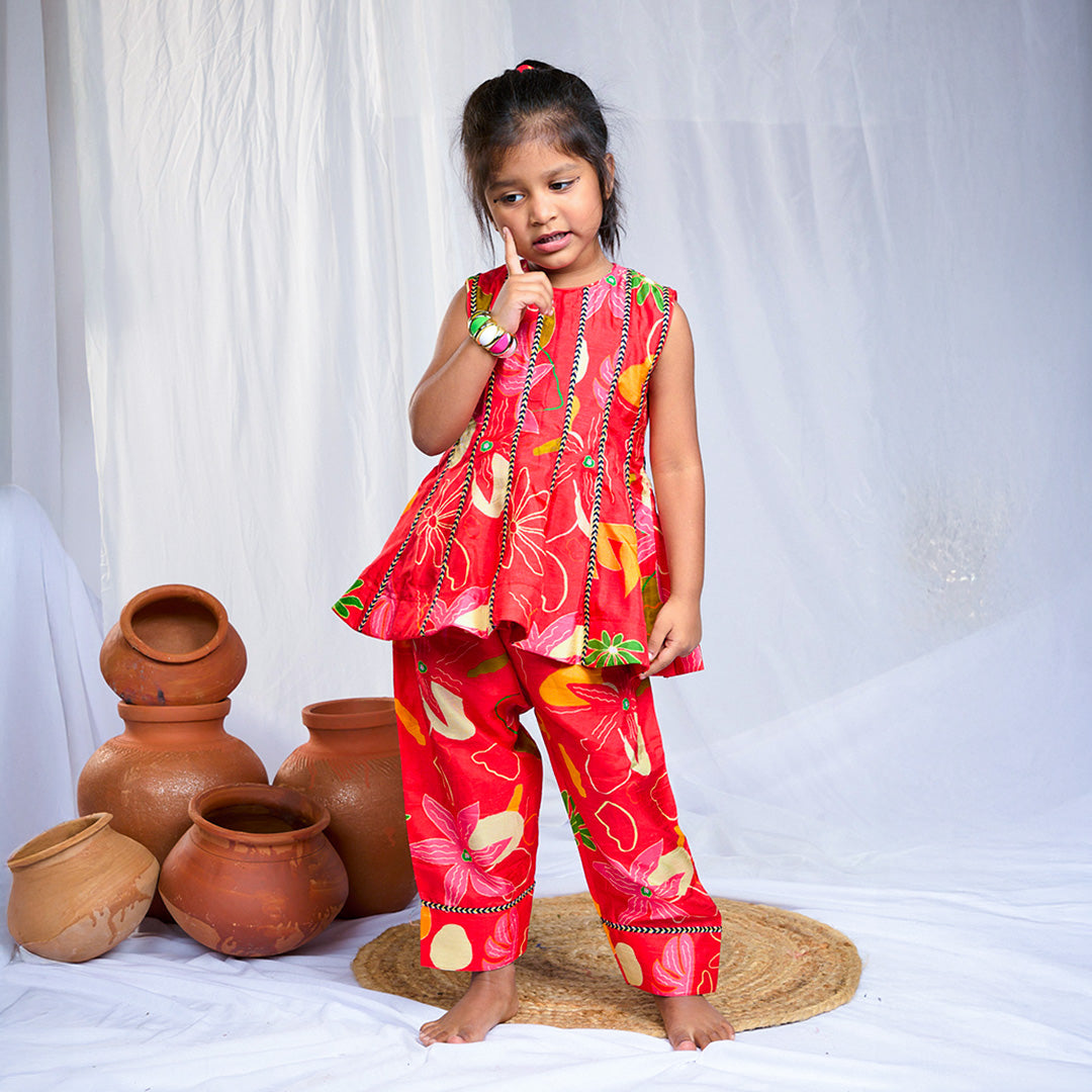 Printed Sleeveless Kurti with Pants