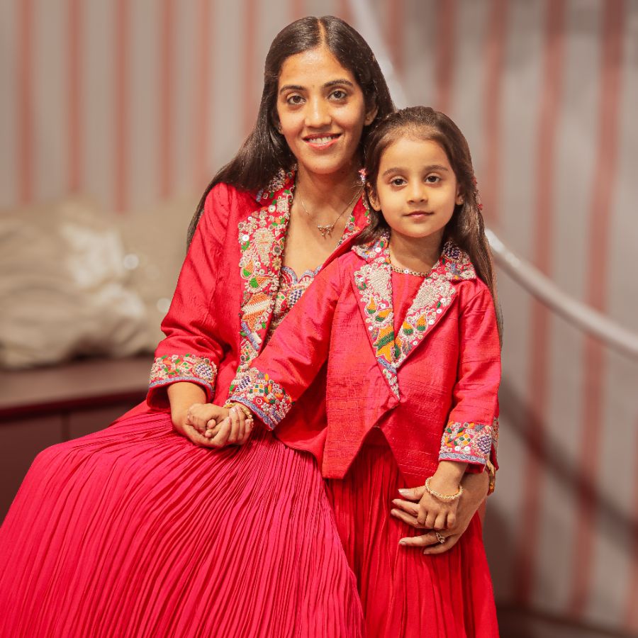 PINK HEAVY COLLARED NECK COAT WITH INNER AND PLEATED LEHENGA